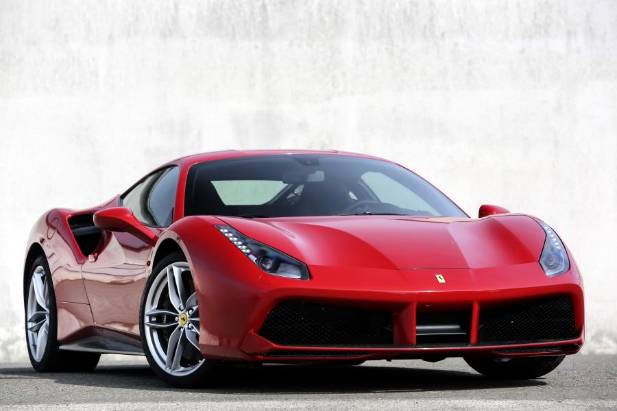  Ferrari 488 GTB 2015 года  (фото 23 из 31)